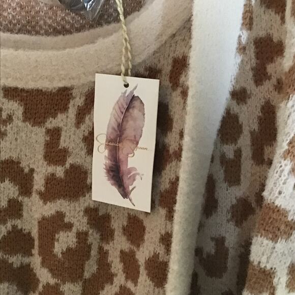 Jessica Simpson Women’s Cheetah Print Cropped Sweater/ Tank Set Size Sm. NWT - Picture 8 of 9